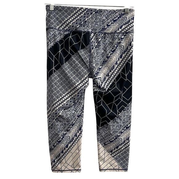 Athleta Women's Small Indigo Blue Geo Print Capri Leggings Yoga Gym - Picture 4 of 10
